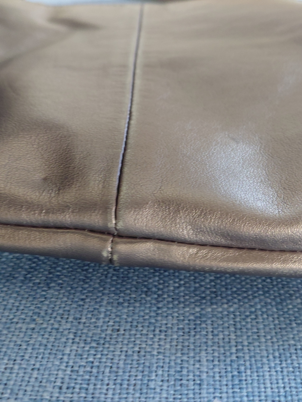 Vintage Coach Metallic Leather Shoulder Bag with Buckle Detail - Picture 11 of 16